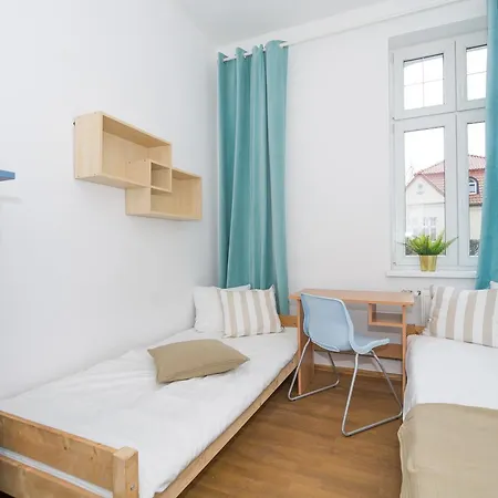 Hostal Adam *